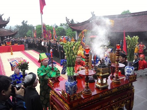 Phu Tho holds feast to honor national founders - ảnh 3